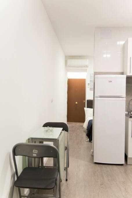 Comodo Y Agradable Estudio En Madrid Centro A5 Exterior photo
